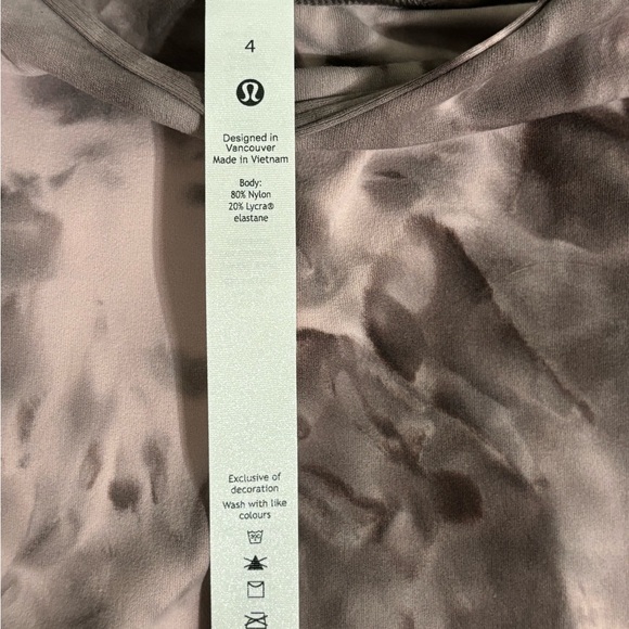 LULULEMON align tee ( NEW WITH TAGS ) - Picture 4 of 5